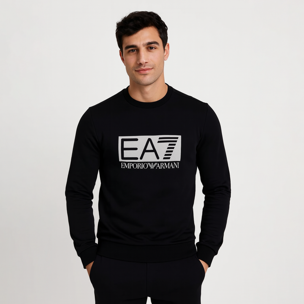 Sweatshirt Monogram Logo